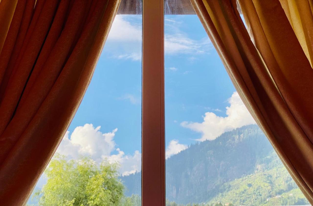 Winterline Resort Near Mall Road Manali - Centrally Heated & Air Cooled 외부 사진