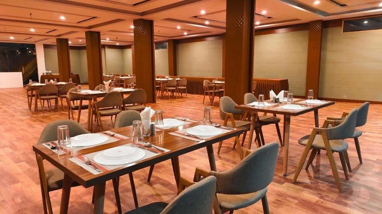 Winterline Resort Near Mall Road Manali - Centrally Heated & Air Cooled 외부 사진