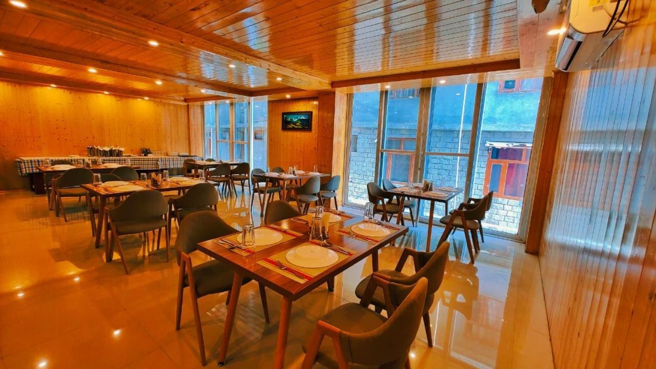 Winterline Resort Near Mall Road Manali - Centrally Heated & Air Cooled 외부 사진