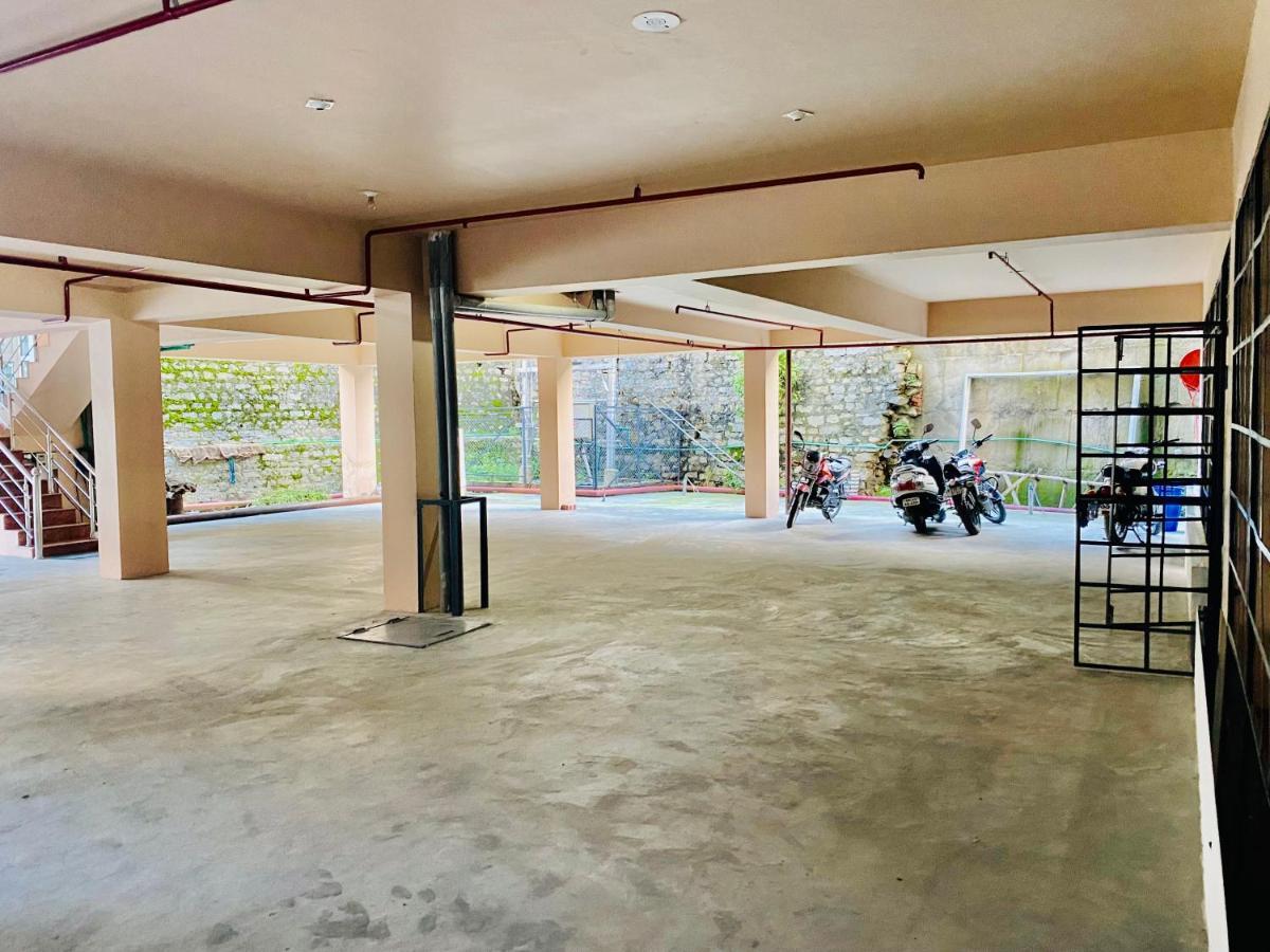 Winterline Resort Near Mall Road Manali - Centrally Heated & Air Cooled 외부 사진